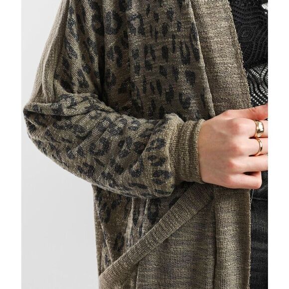 Daytrip Olive Black Lightweight Animal Print Cardigan XS - Picture 8 of 8